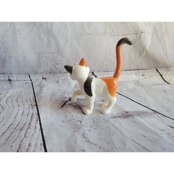 Mattel Barbie Princess and the Pauper Wolfie Calico Cat Figure - Picture 4 of 5